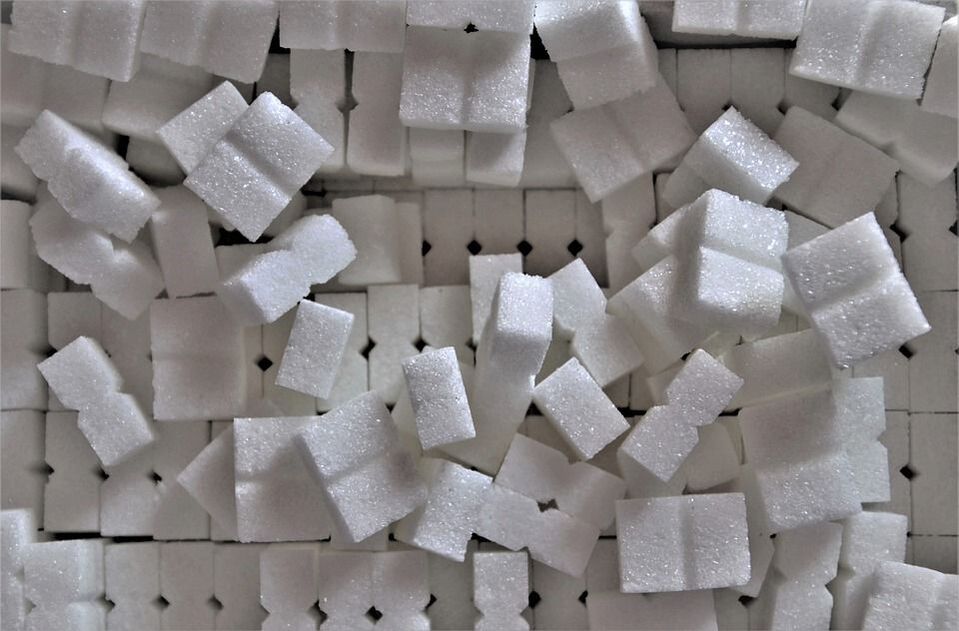 cukier przyczynia się do przybierania na wadze